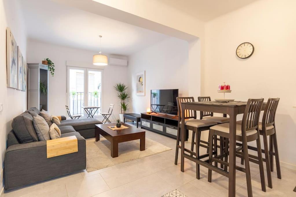 3 Bedroom Flat In Historic Centre Málaga Dış mekan fotoğraf